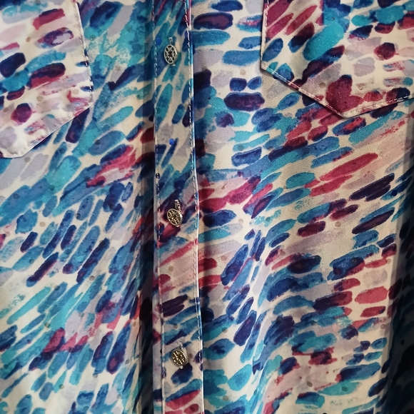 Multicolor Abstract Blouse - Picture 4 of 10